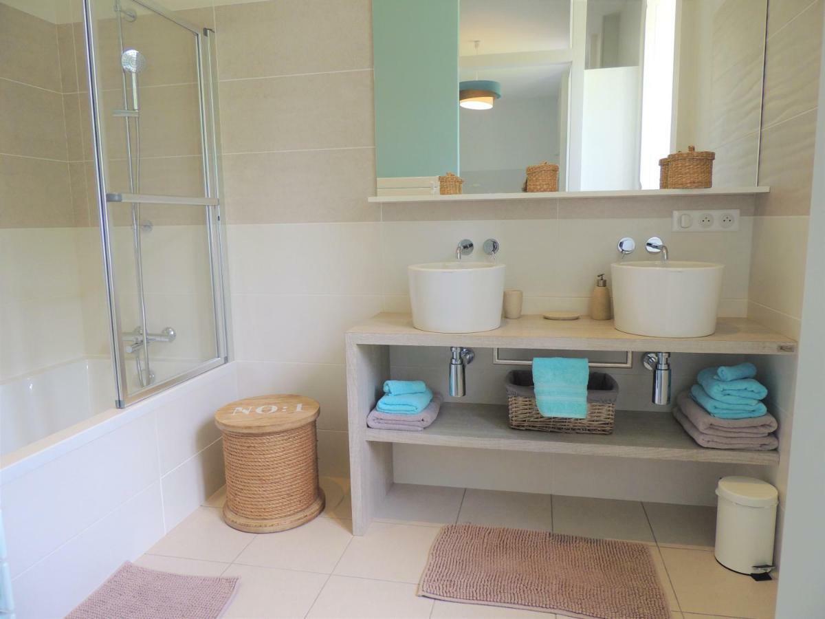 Bed and Breakfast Domaine Du Plessis Grimaud Saint-Viaud Exterior foto