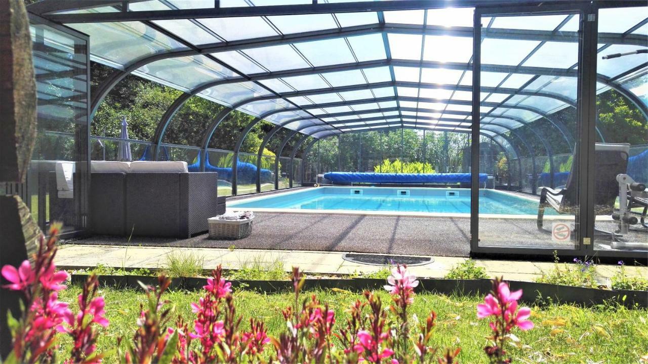 Bed and Breakfast Domaine Du Plessis Grimaud Saint-Viaud Exterior foto